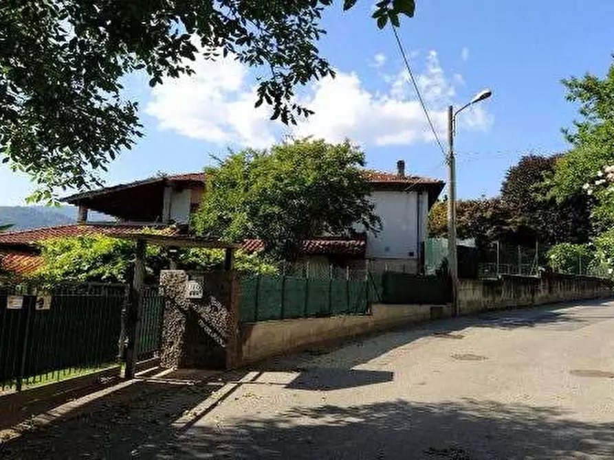 Immagine 3 di Appartamento in vendita  in Via Pirandello  a Besano