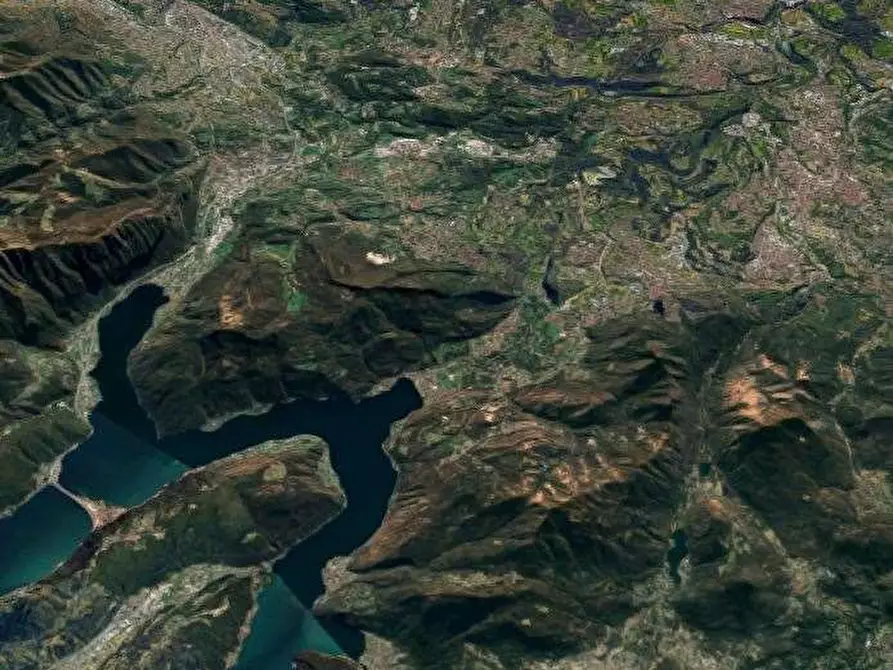 Immagine 12 di Appartamento in vendita  in Via Pirandello  a Besano