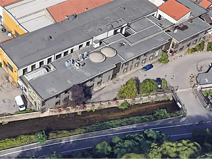 Immagine 14 di Ufficio in vendita  in Via Peschiera a Varese