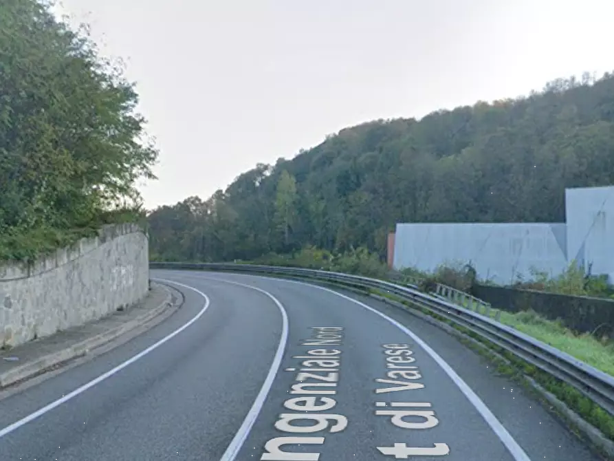 Immagine 18 di Ufficio in vendita  in Via Peschiera a Varese