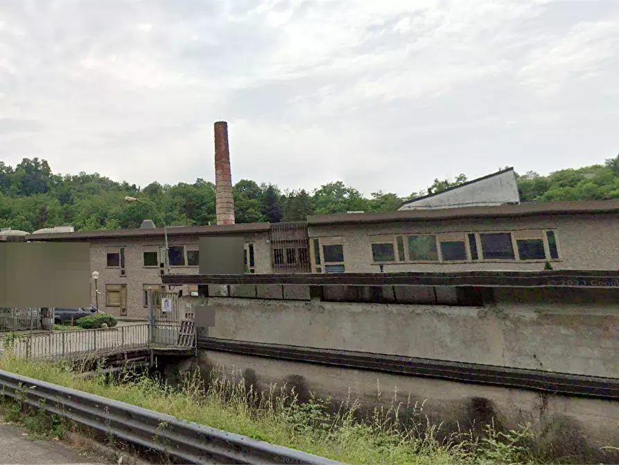 Immagine 9 di Ufficio in vendita  in Via Peschiera a Varese