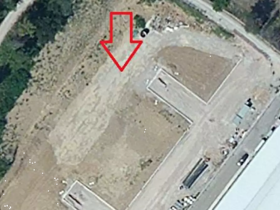 Immagine 7 di Terreno edificabile in vendita  in Via Radici Nord a Castellarano