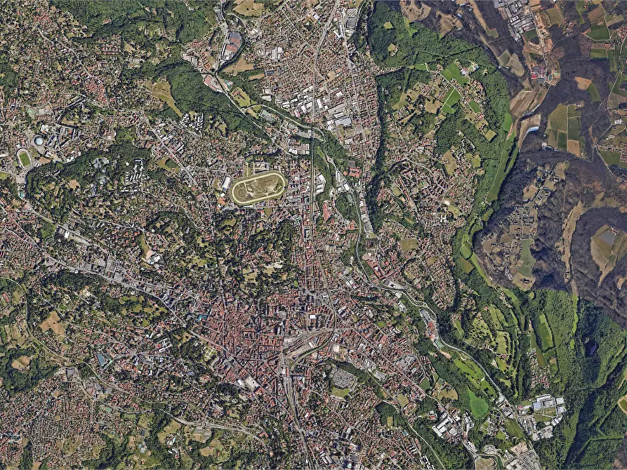 Immagine 18 di Ufficio in vendita  in Via Peschiera a Varese