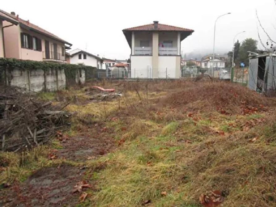 Immagine 11 di Magazzino in vendita  in Via Pastrengo a Malnate