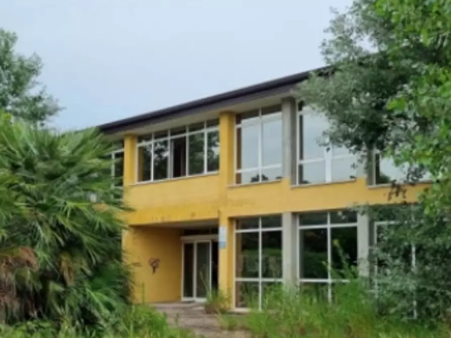 Immagine 4 di Hotel in vendita  in Via Carlo Alberto dalla Chiesa a Copparo