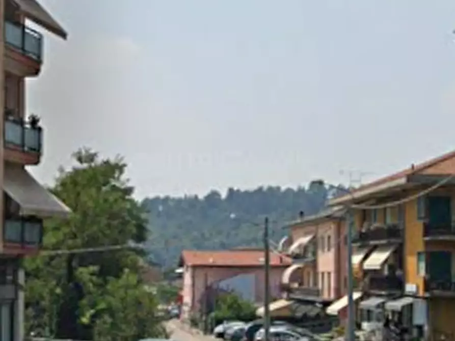 Immagine 12 di Appartamento in vendita  in Piazza Comolli  a Cantello