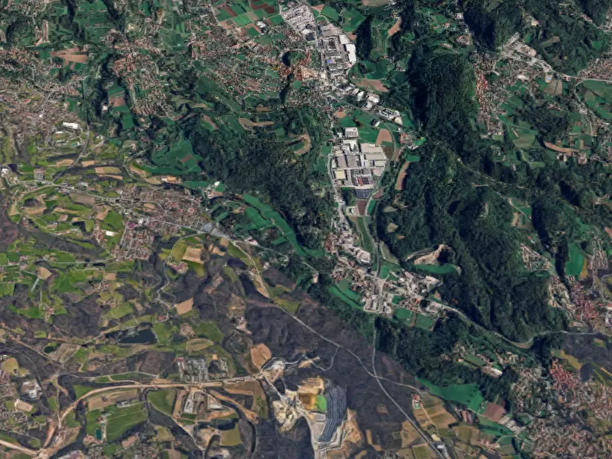 Immagine 19 di Appartamento in vendita  in Piazza Comolli  a Cantello