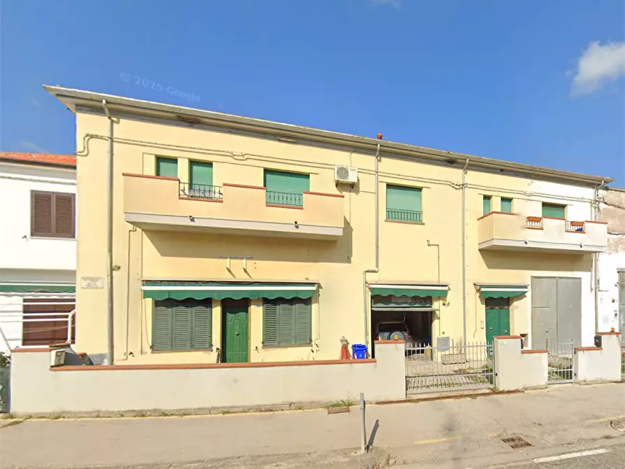 Immagine 3 di Appartamento in vendita  in Via delle Venezie a Tresignana