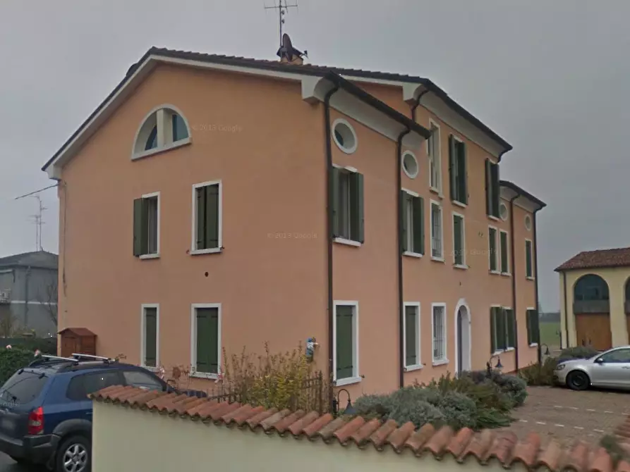 Immagine 3 di Appartamento in vendita  in Via dell'Unione a Ferrara