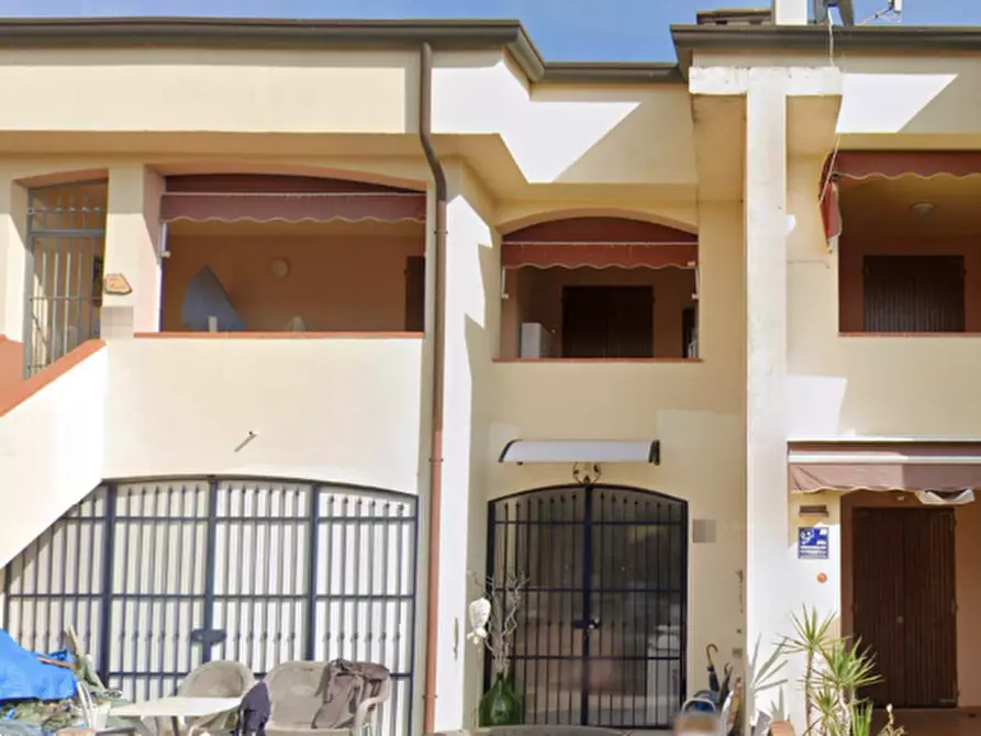 Immagine 2 di Villetta a schiera in vendita  in Via Mimosa a Comacchio