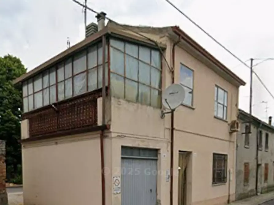 Immagine 1 di Appartamento in vendita  in Via Roma a Codigoro