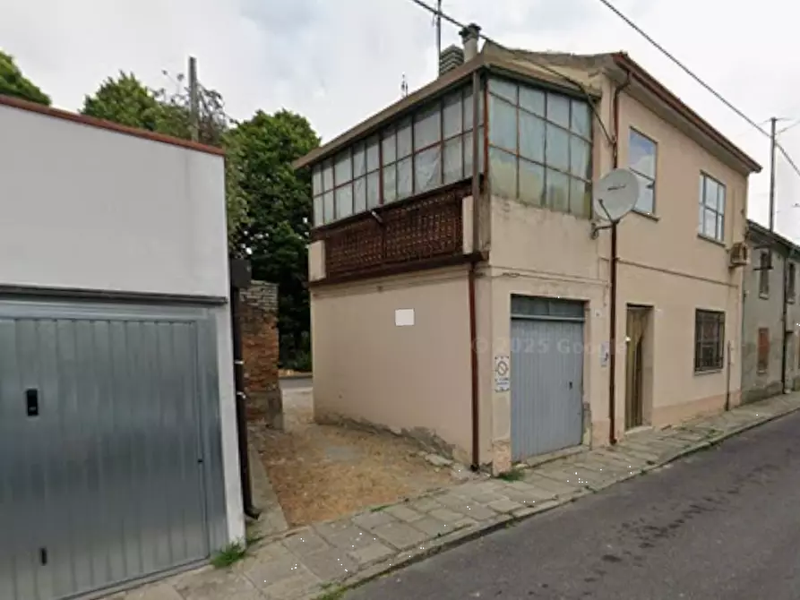 Immagine 3 di Appartamento in vendita  in Via Roma a Codigoro