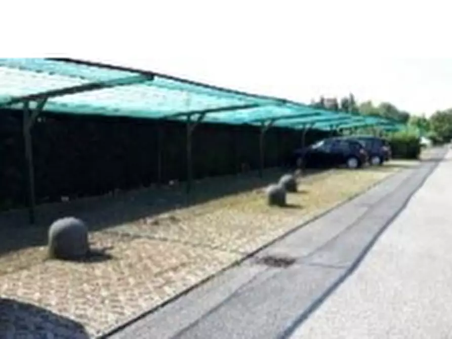 Immagine 1 di Posto auto in vendita  in Via dei Vigneti  a Lazise