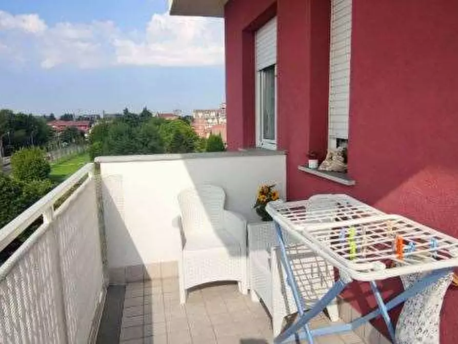 Immagine 2 di Appartamento in vendita  in Via Paolo Borsellino a Garbagnate Milanese