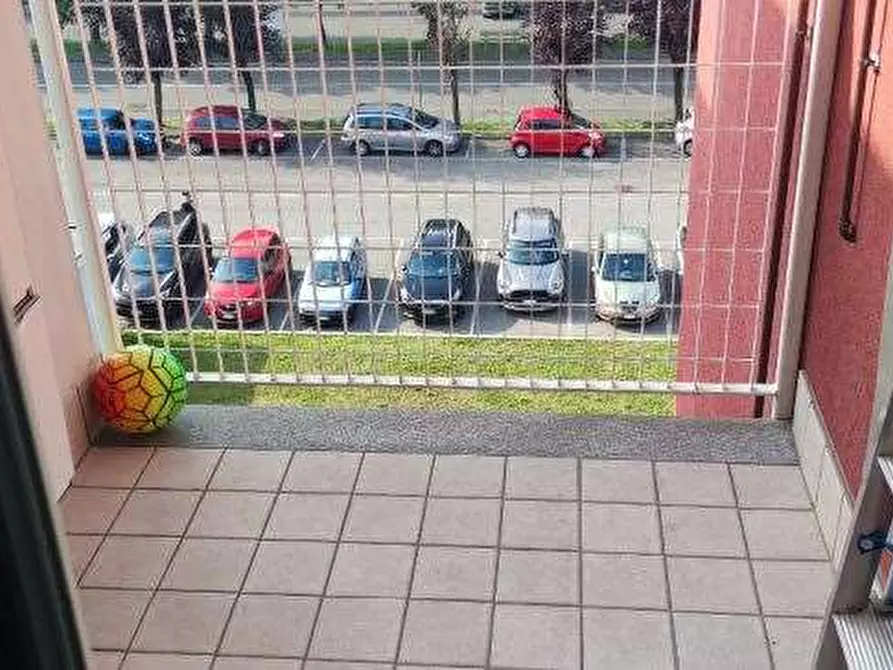 Immagine 3 di Appartamento in vendita  in Via Paolo Borsellino a Garbagnate Milanese