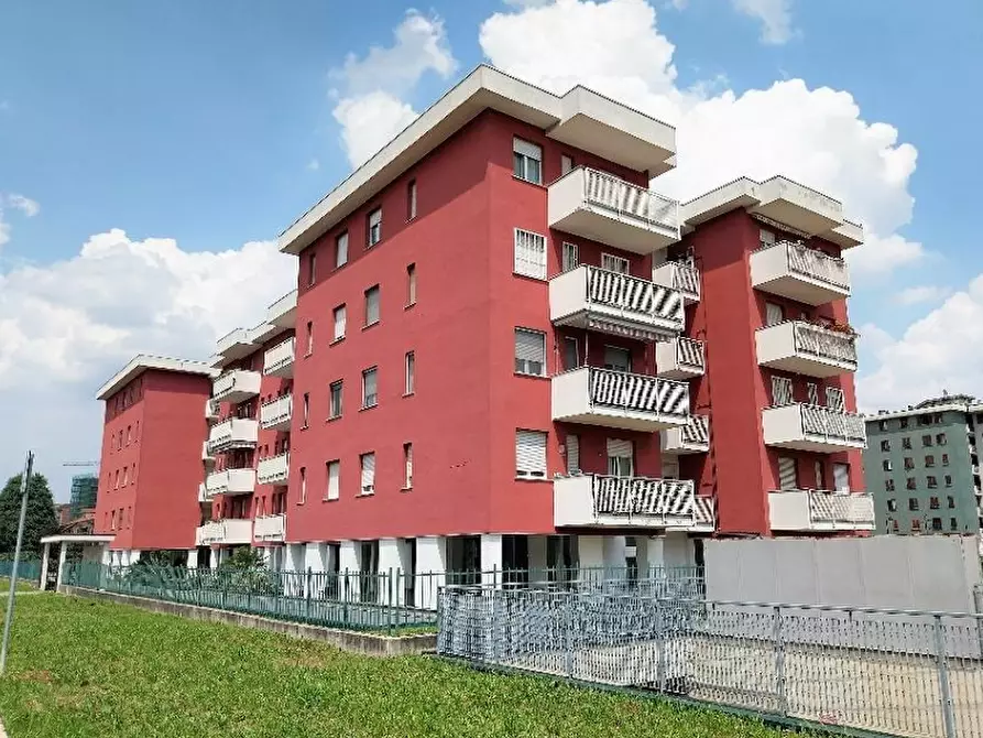 Immagine 5 di Appartamento in vendita  in Via Paolo Borsellino a Garbagnate Milanese