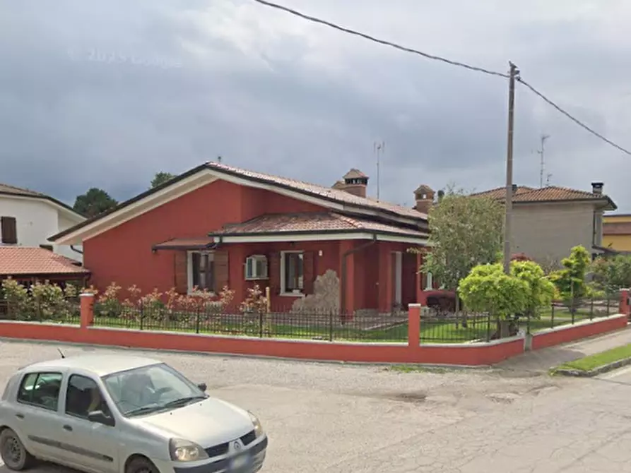 Immagine 9 di Casa indipendente in vendita  in Via E. Sarti a Ficarolo