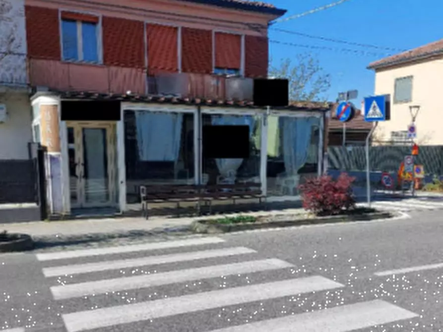 Immagine 6 di Negozio in vendita  in Via Puntiroli a Conselice