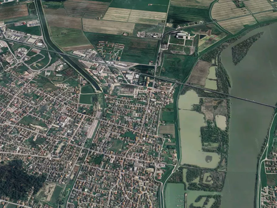 Immagine 20 di Casa indipendente in vendita  in via Contarini a Porto Viro