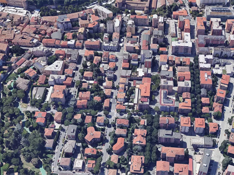 Immagine 9 di Posto auto in vendita  in Via Martiri della Libertà a Cesena