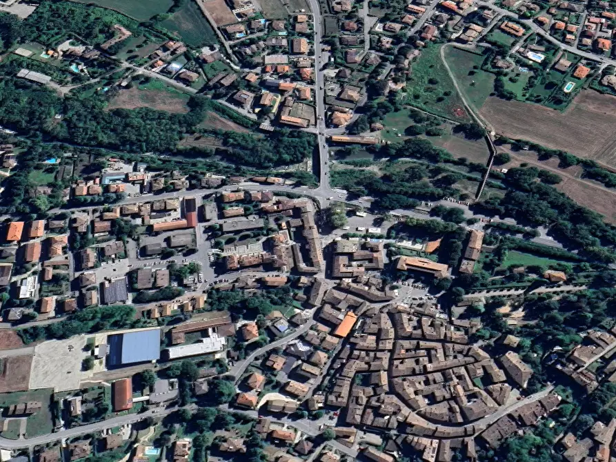 Immagine 15 di Appartamento in vendita  in Via Dante Alighieri a Castell'arquato