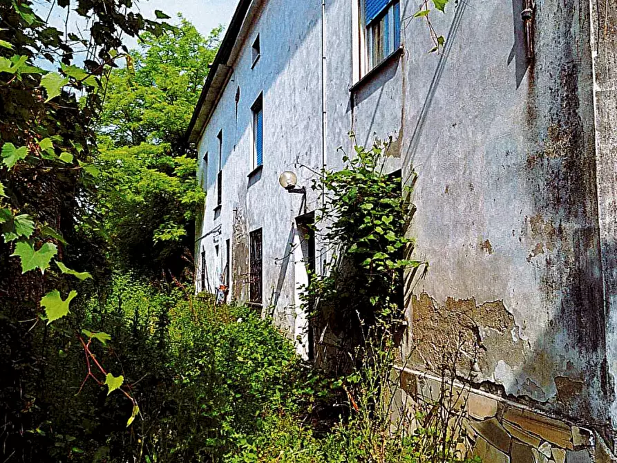 Immagine 3 di Casa indipendente in vendita  in Località Seminò Centro a Ziano Piacentino