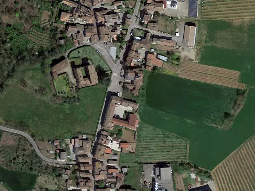 Immagine 8 di Casa indipendente in vendita  in Località Seminò Centro a Ziano Piacentino