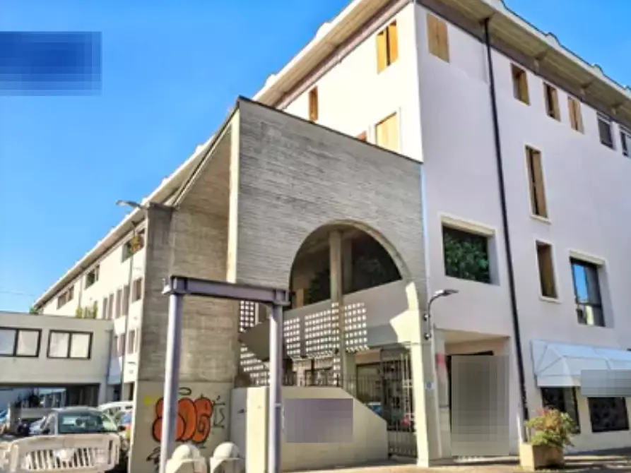 Immagine 1 di Ufficio in vendita  in Via Asilo Bonazzi a Arzignano