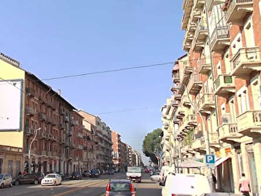 Immagine 1 di Appartamento in vendita  in C.so Giulio Cesare  a Torino