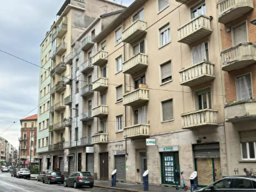 Immagine 3 di Appartamento in vendita  in Via Chiesa della Salute a Torino