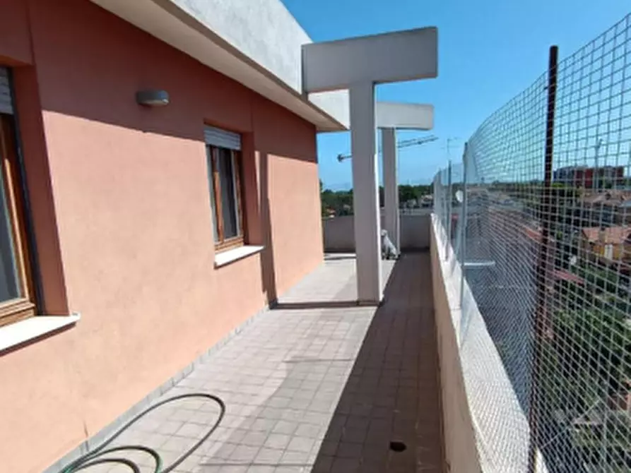 Immagine 5 di Appartamento in vendita  in Via Carlo Poma  a Fano