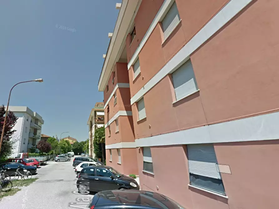 Immagine 13 di Appartamento in vendita  in Via Carlo Poma  a Fano