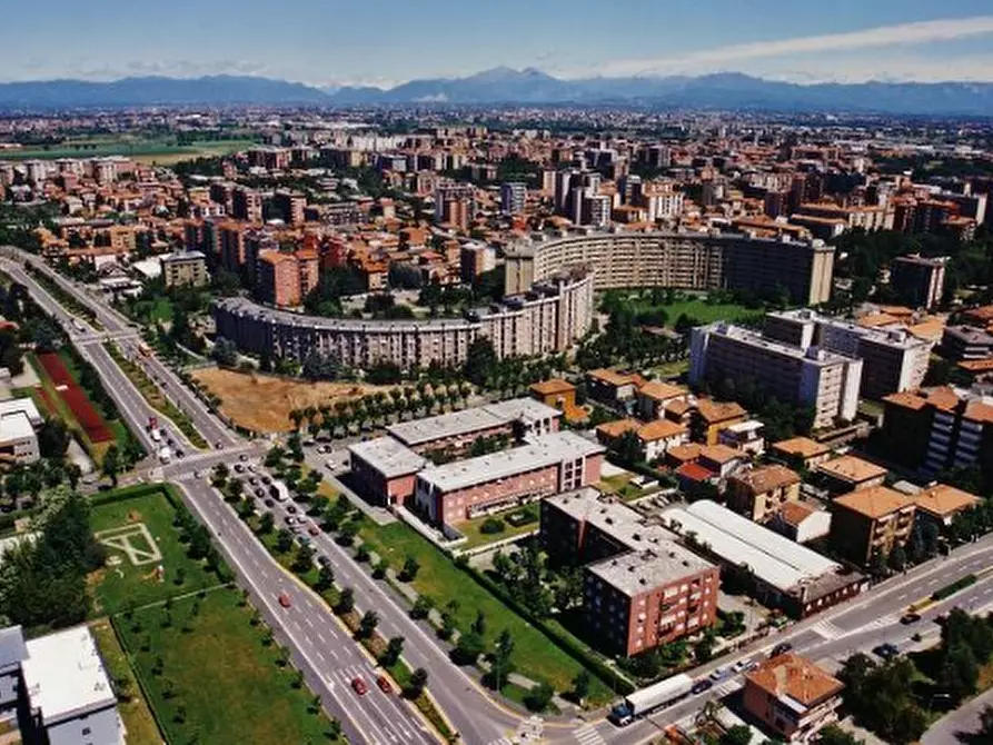 Immagine 34 di Appartamento in affitto  in Via Eugenio Colorni a Milano