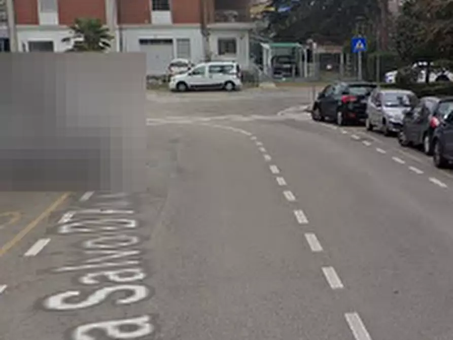 Immagine 6 di Negozio in vendita  in Via Salvo D Acquisto  a Pesaro