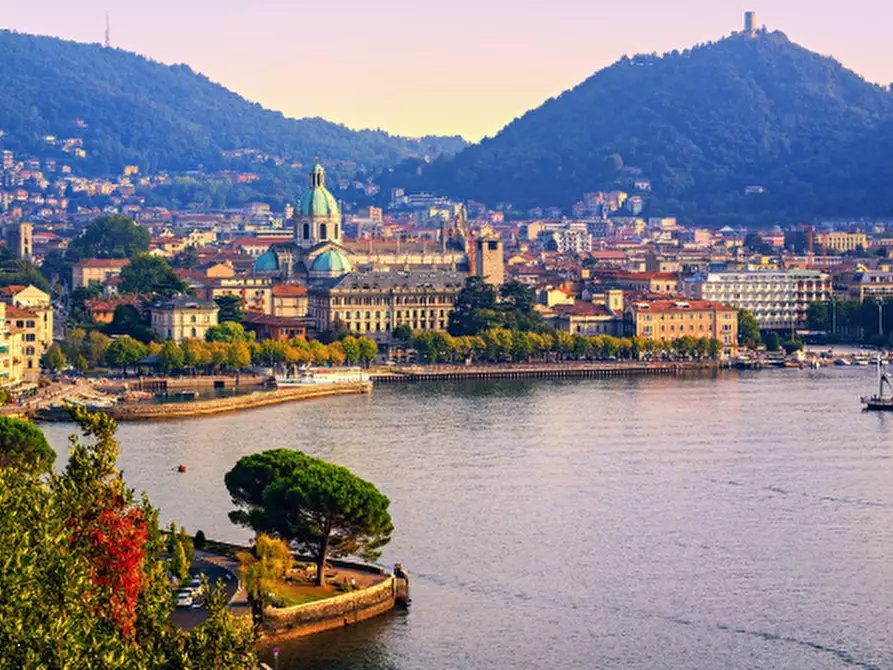 Immagine 39 di Appartamento in affitto  in Via S. Carlo a Mariano Comense