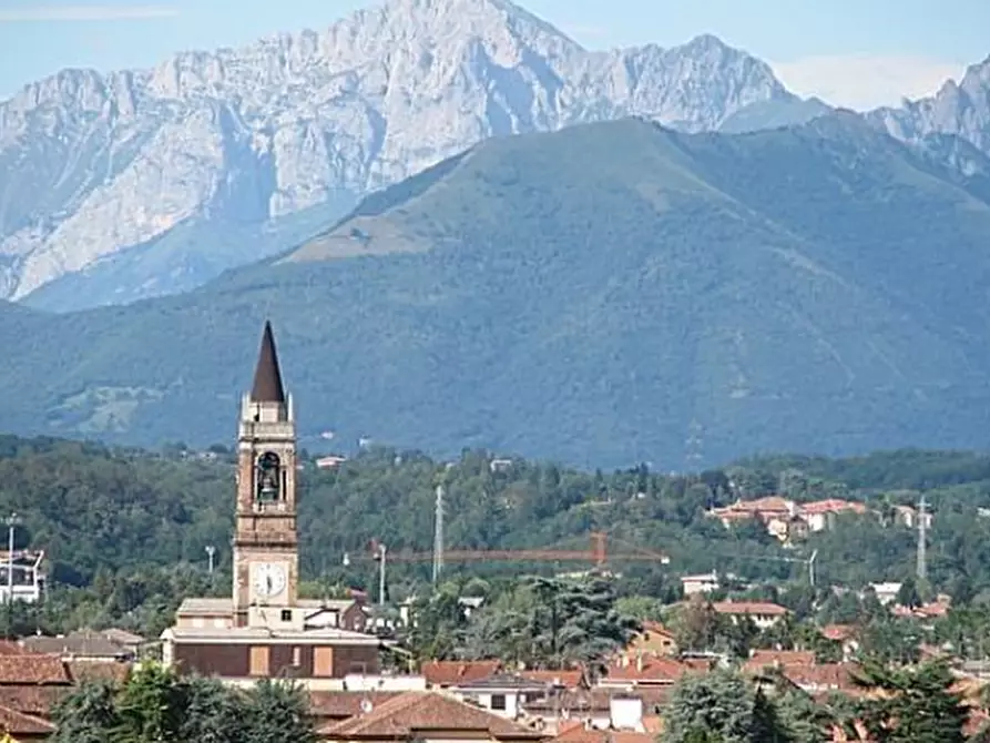 Immagine 38 di Appartamento in affitto  in Via Giosuè Carducci a Mariano Comense