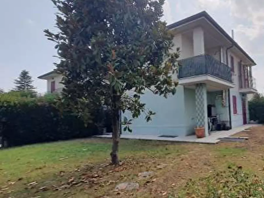 Immagine 4 di Appartamento in vendita  in Via Nona Strada  a Fano