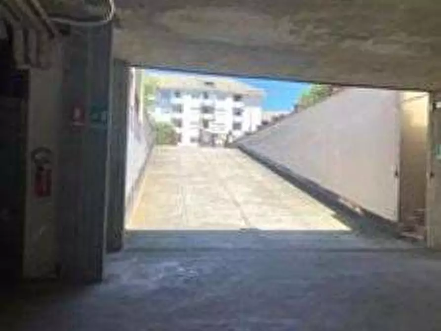 Immagine 2 di Garage in vendita  in Via Olevano a Grugliasco