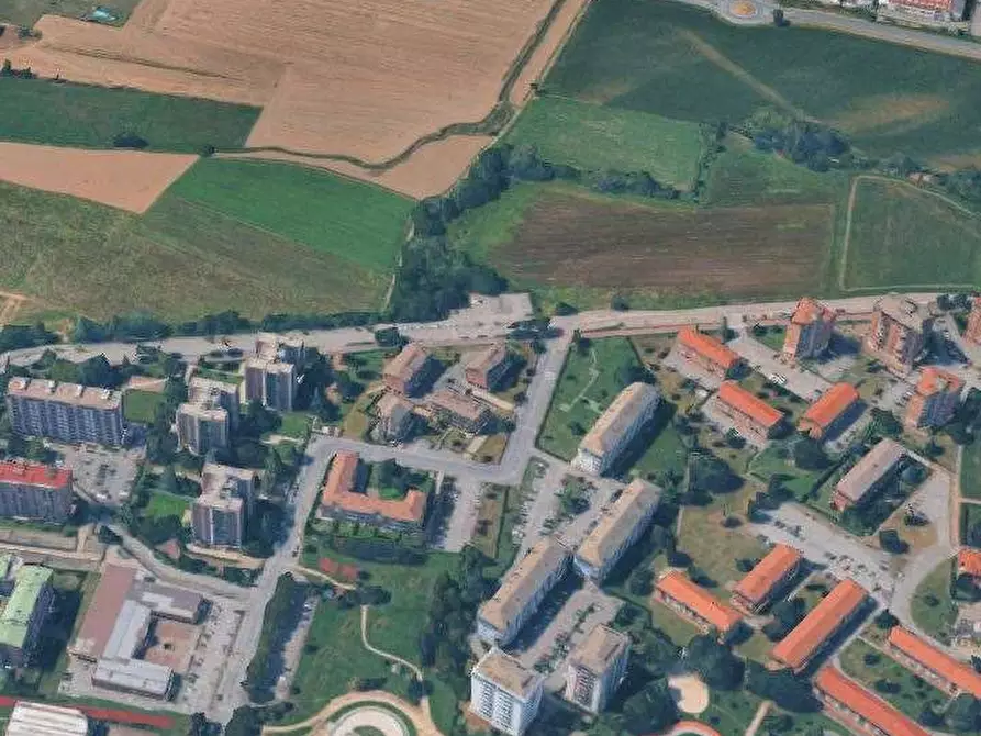 Immagine 9 di Garage in vendita  in Via Olevano a Grugliasco