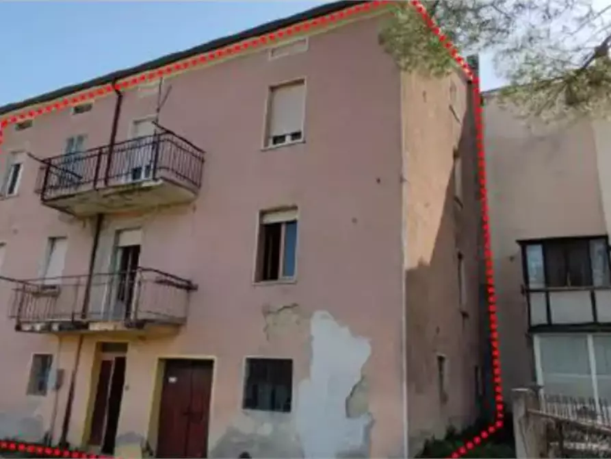 Immagine 1 di Porzione di casa in vendita  in Localita' Nucleo San Lazzaro a Gualdo Tadino