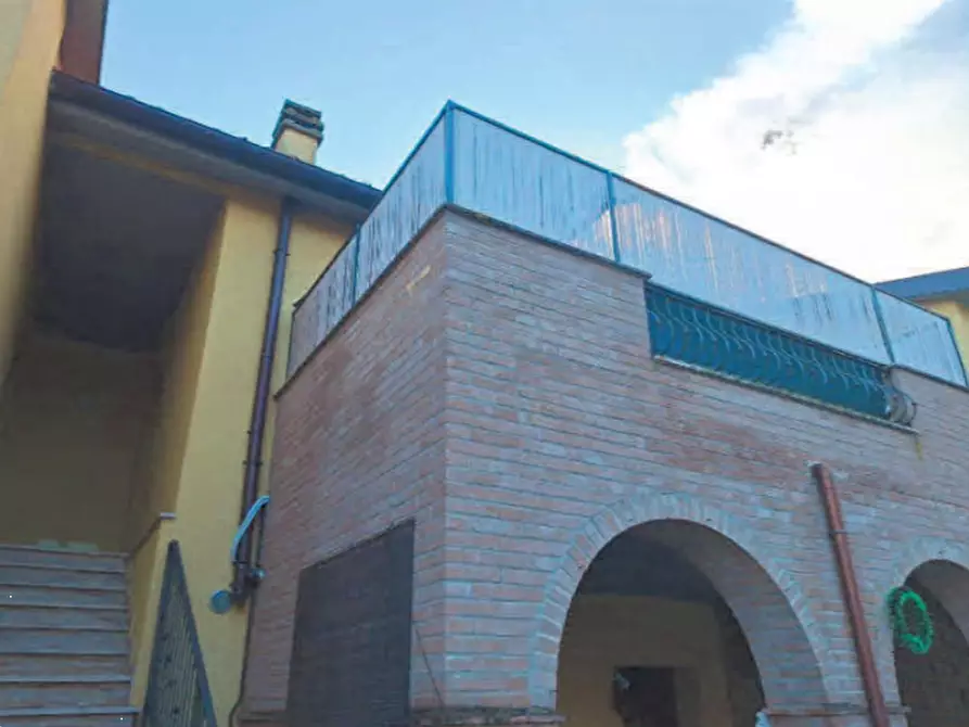 Immagine 2 di Appartamento in vendita  in Viale II Agosto a Castiglione Del Lago