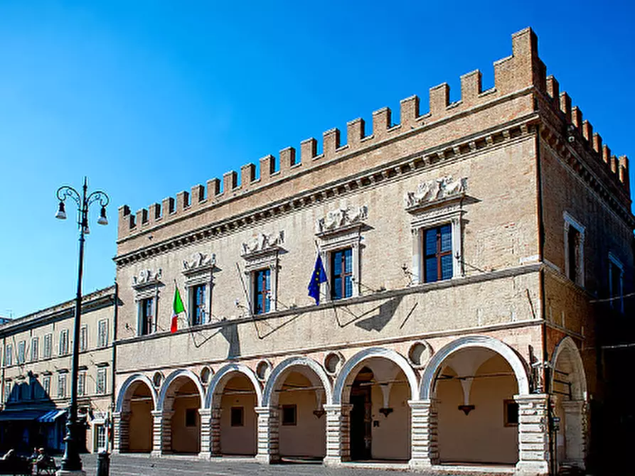 Immagine 38 di Appartamento in affitto  in Via Giorgio Giorgi a Pesaro