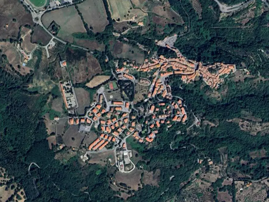 Immagine 18 di Villa in vendita  in Via Montorgiali a Scansano