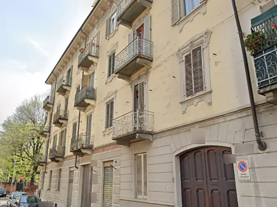 Immagine 4 di Appartamento in vendita  in Via Urbino a Torino