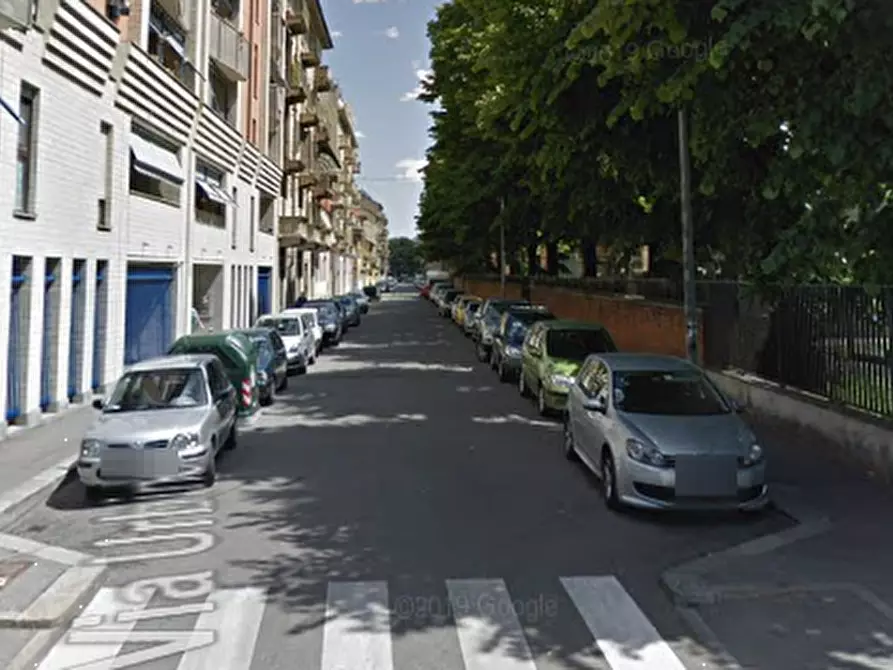 Immagine 11 di Appartamento in vendita  in Via Urbino a Torino