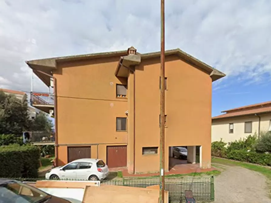 Immagine 5 di Appartamento in vendita  in via Piero Gobetti a Gavorrano