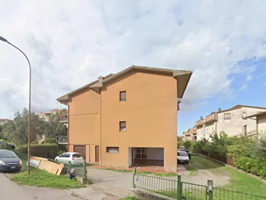 Immagine 6 di Appartamento in vendita  in via Piero Gobetti a Gavorrano