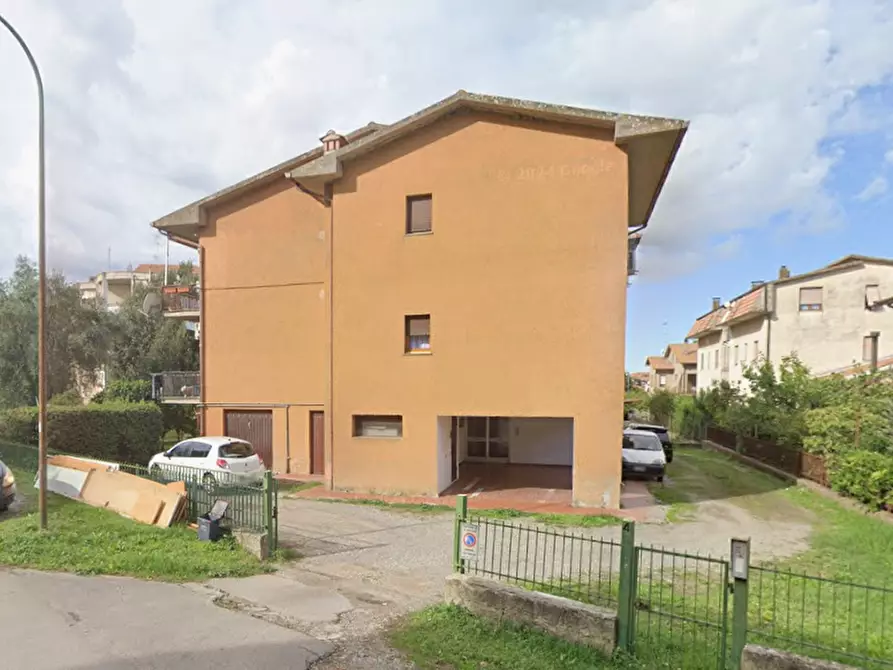 Immagine 8 di Appartamento in vendita  in via Piero Gobetti a Gavorrano