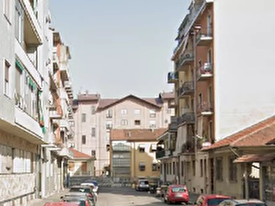 Immagine 7 di Appartamento in vendita  in Via Bonzo  a Torino