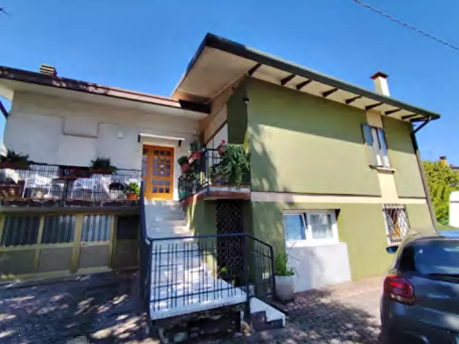 Immagine 1 di Casa indipendente in vendita  in Via Valdemoneghe a Carbonera